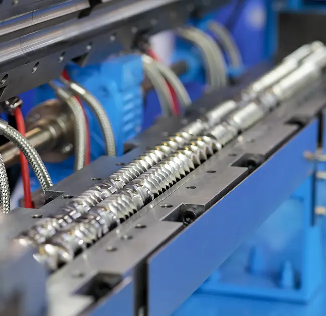 Ko te tukanga mahi me nga mahi whakatupato o te mahanga-screw foam granulator