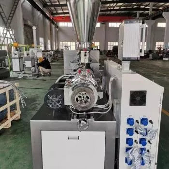 Mahanga Tiu Extruder